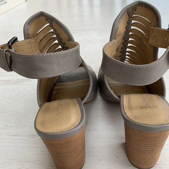 Chinese Laundry wedge - Picture 5 of 8